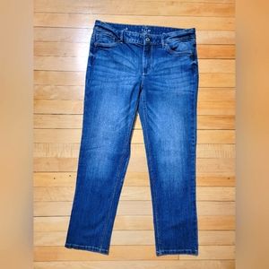 White House Black Market Slim Jeans Womens 8 Blue Whiskers Crop Leg Dark Wash